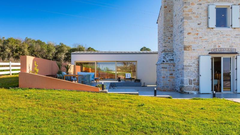 Beautiful Villa Sarizol with indoor pool in Rovinj - image 41