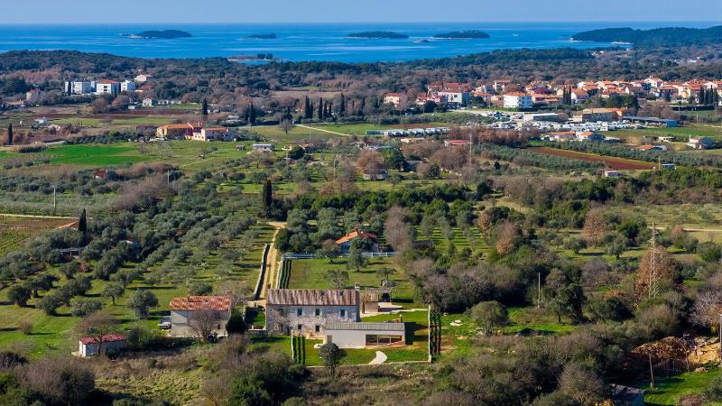Beautiful Villa Sarizol with indoor pool in Rovinj - image 44
