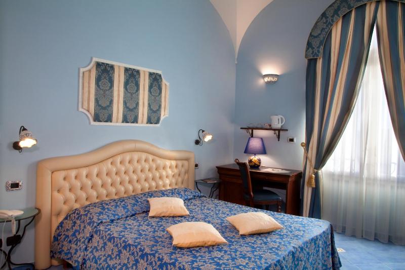 Superior Room image 2