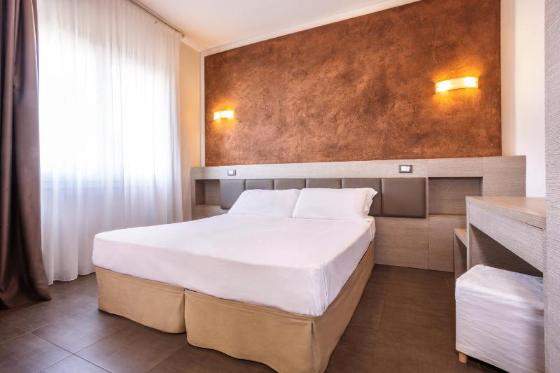 Hotel Helvetia - image 43