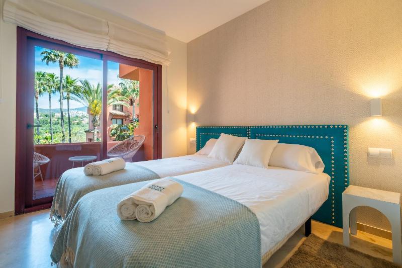 Cubo's Golf & Playa Marbella Apartment - image 41