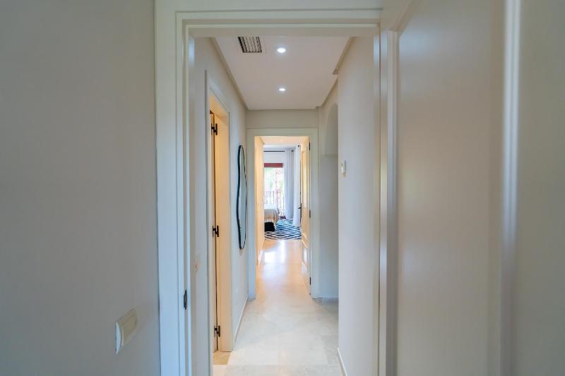 Cubo's Golf & Playa Marbella Apartment - image 10