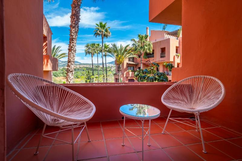 Cubo's Golf & Playa Marbella Apartment - image 42