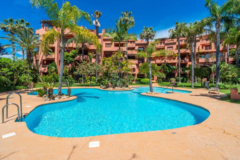 Cubo's Golf & Playa Marbella Apartment - image 25