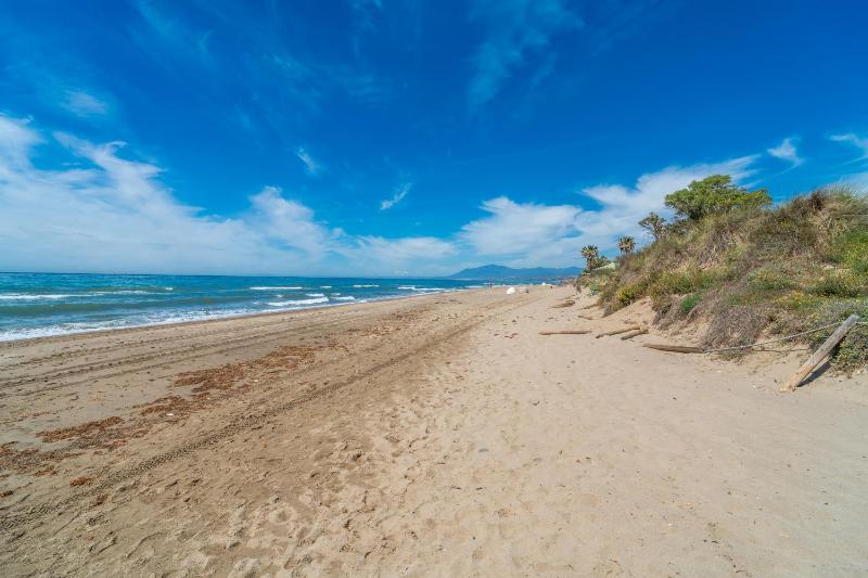 Cubo's Golf & Playa Marbella Apartment - image 50
