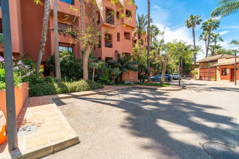 Cubo's Golf & Playa Marbella Apartment - image 24