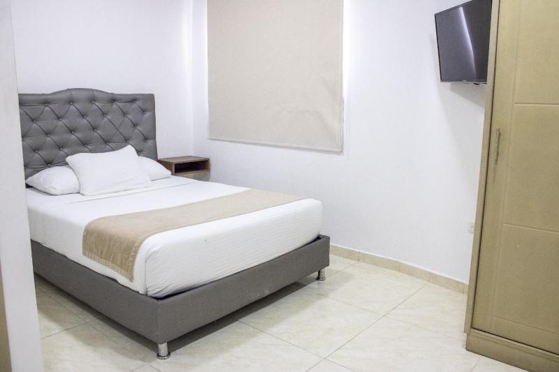 Apartahotel Plaza de ángel 74 - image 3