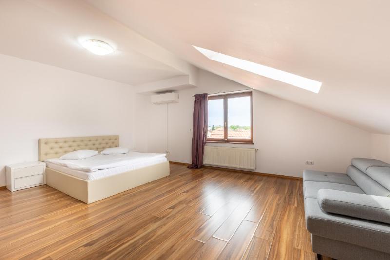 Dumbrava Apartments - image 28