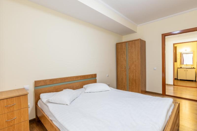 Dumbrava Apartments - image 23