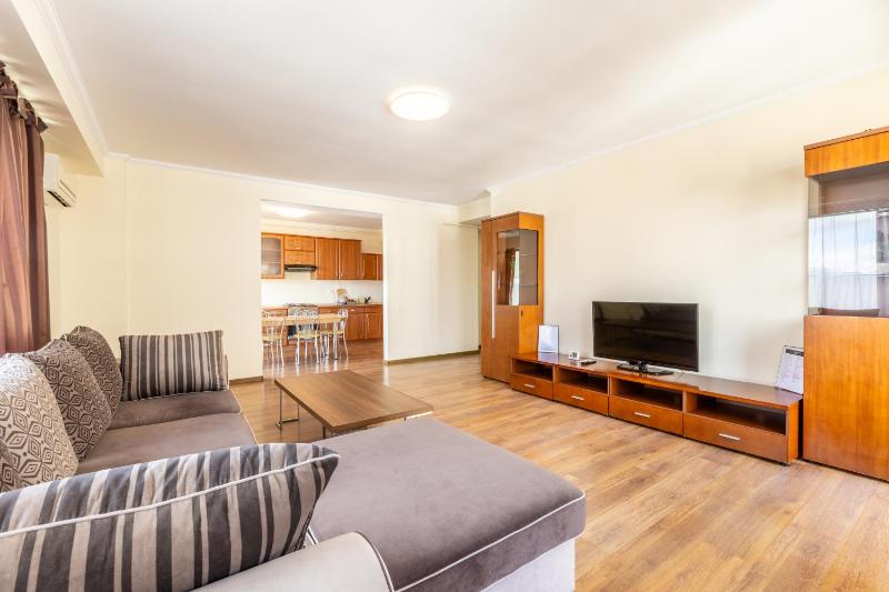 Dumbrava Apartments - image 39