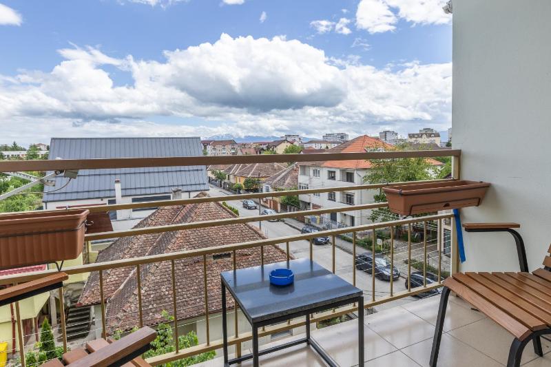Dumbrava Apartments - image 37