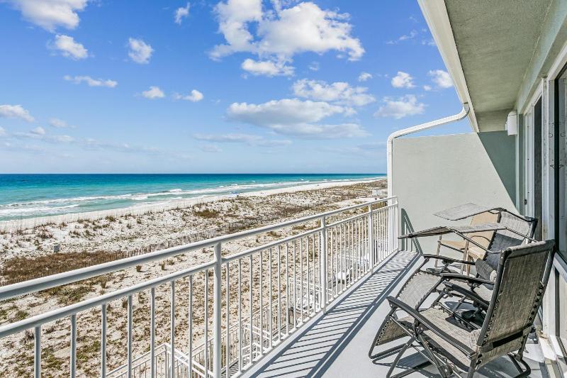 445 Fort Pickens Rd - image 10