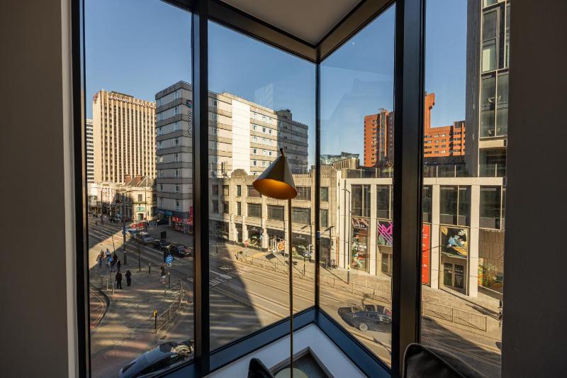 Luxury 2 Bed Apt on Broad Street | City Centre - image 26