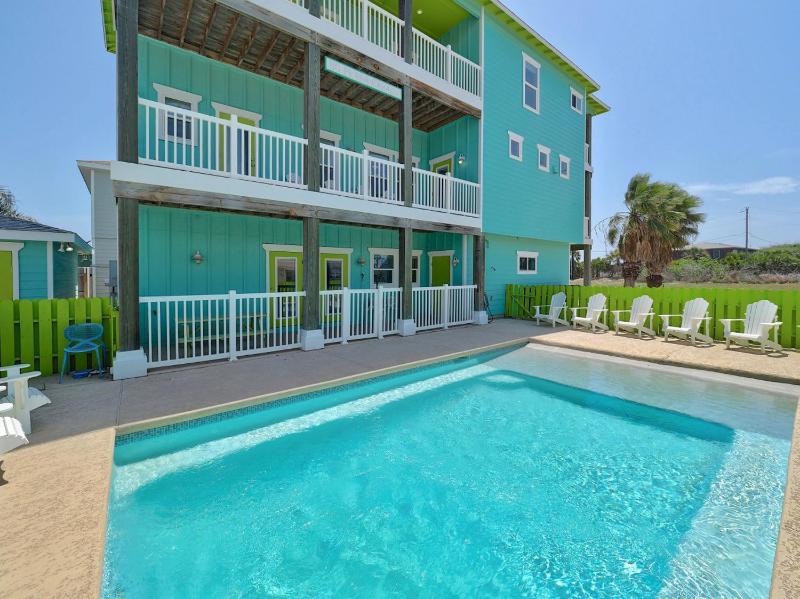 No Plana Cabana Close to Beach - image 9