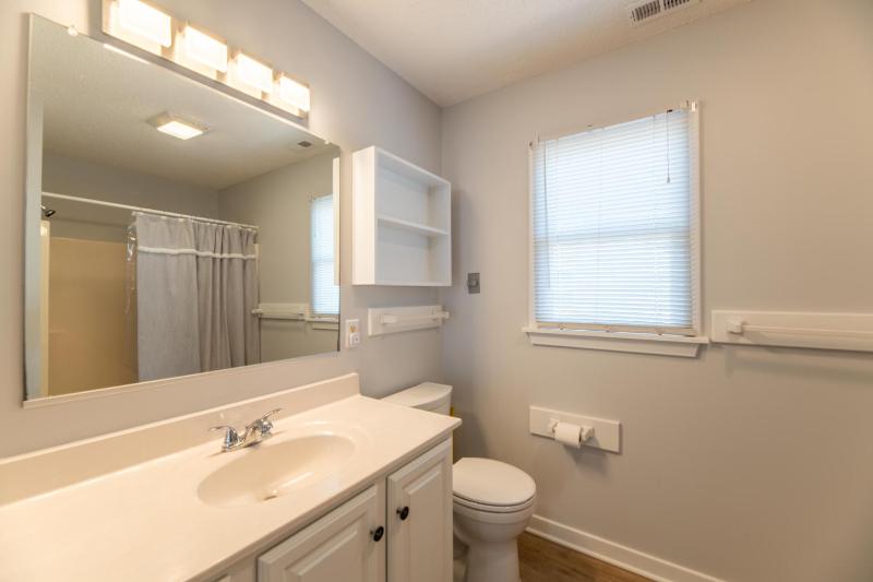 Faraway - Corolla Ocean Sands Oceanside Pool Hot Tub Community Pool - image 15