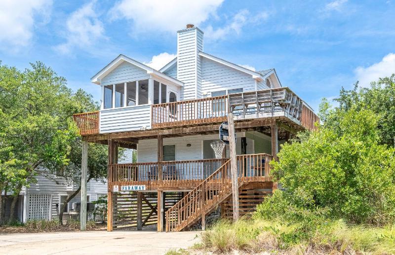 Faraway - Corolla Ocean Sands Oceanside Pool Hot Tub Community Pool - image 9