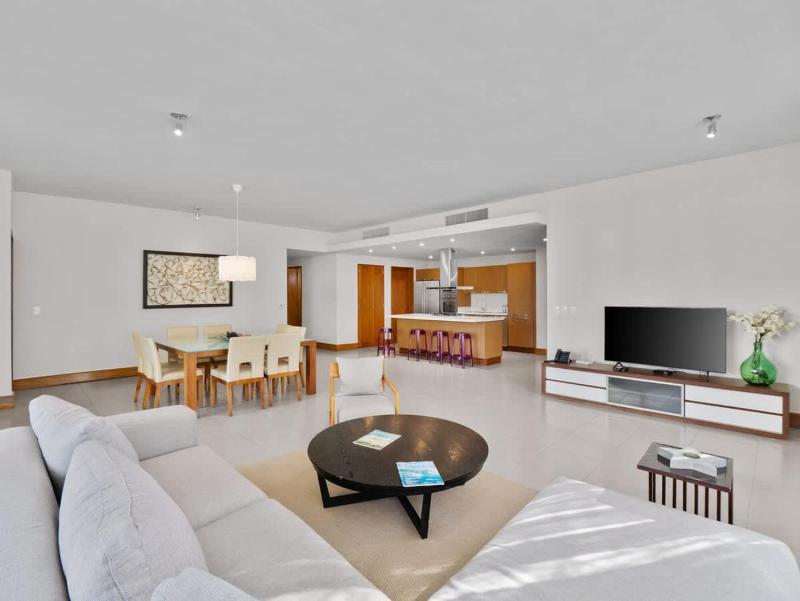 3BR Beachfront Private Pool Ultravioleta Cabarete - image 42