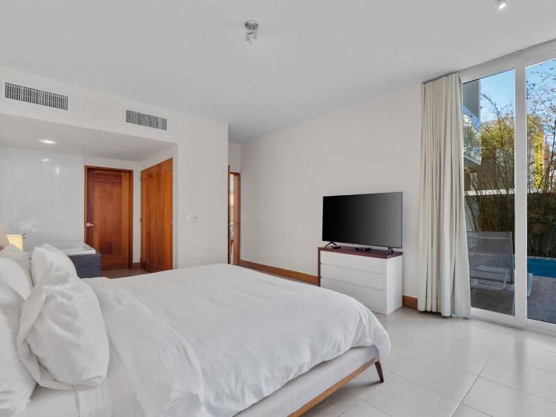 3BR Beachfront Private Pool Ultravioleta Cabarete - image 49