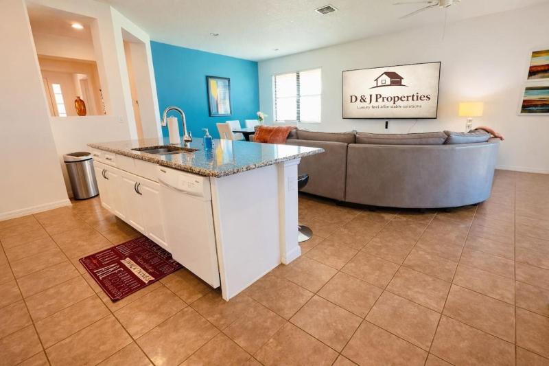 Gated Golf Resort Haven Heated Pool Game Room - image 30
