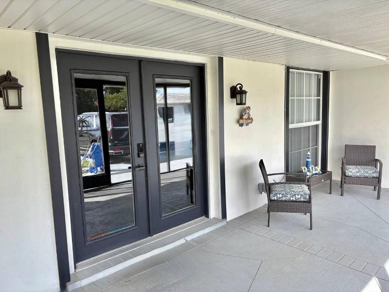 Spacious Family Home w Pool 4BR 3bath Beach nearby - image 17