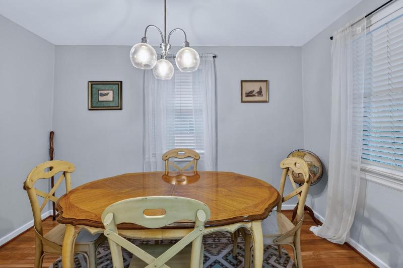 Sago Palm Cottage - image 15