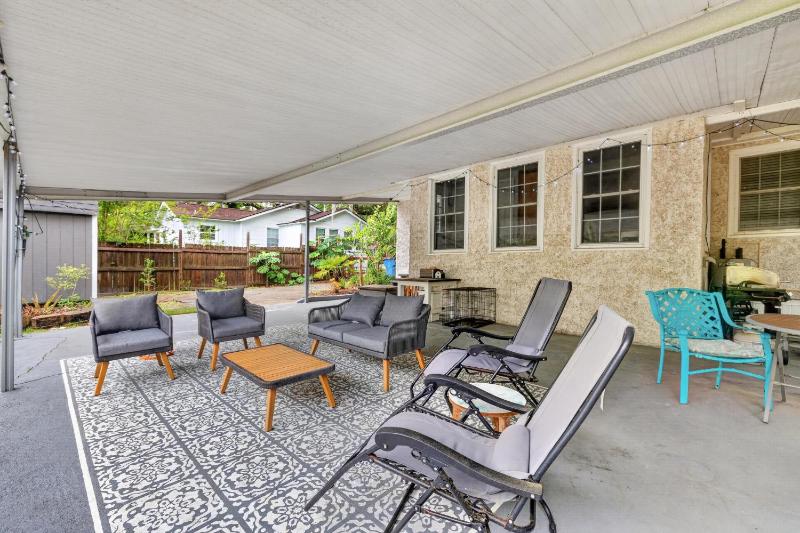 Sago Palm Cottage - image 7