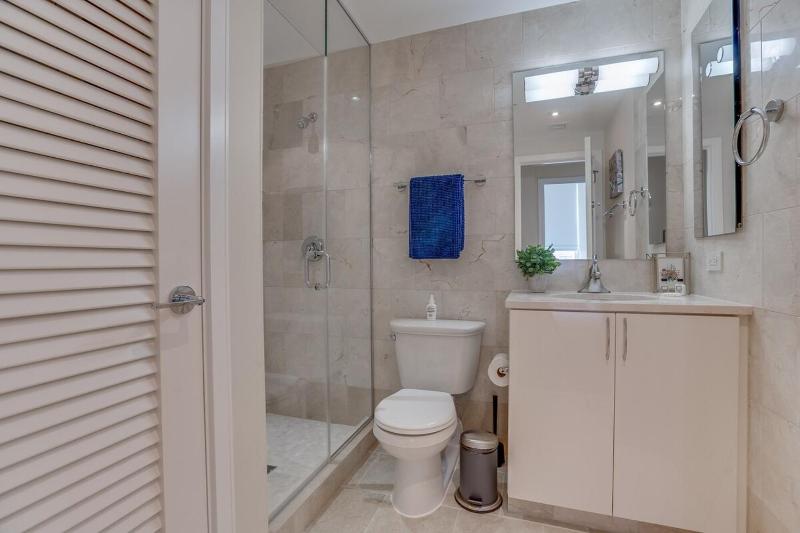 2 Bedroom Apartment located in Washington Dc's Penn Quarter - image 8