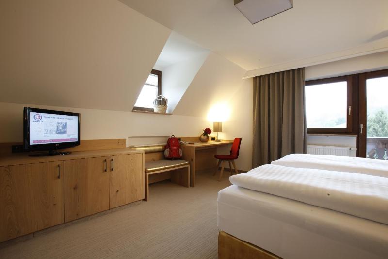 Double Room image 2