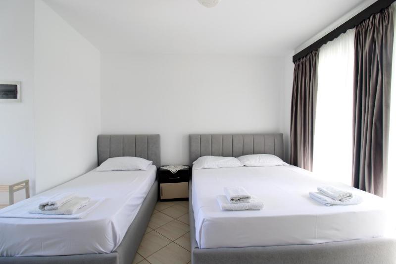 Modern Sea View Apartment - image 11