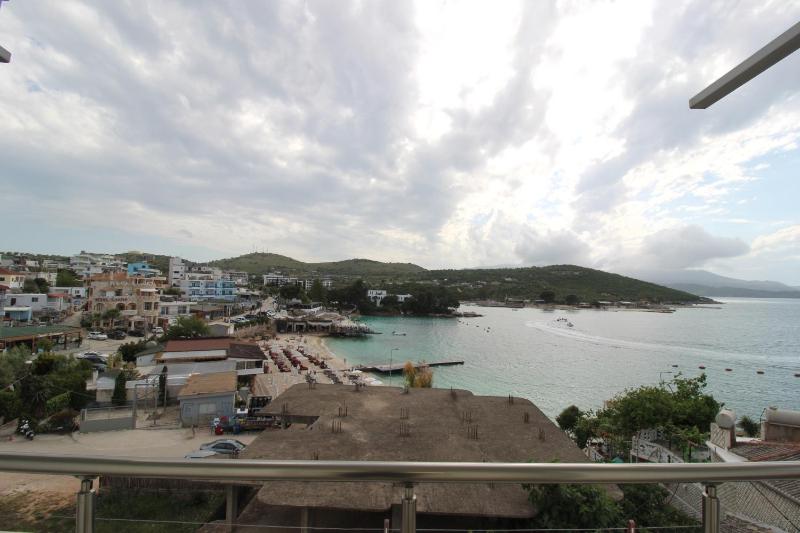 Modern Sea View Apartment - image 16