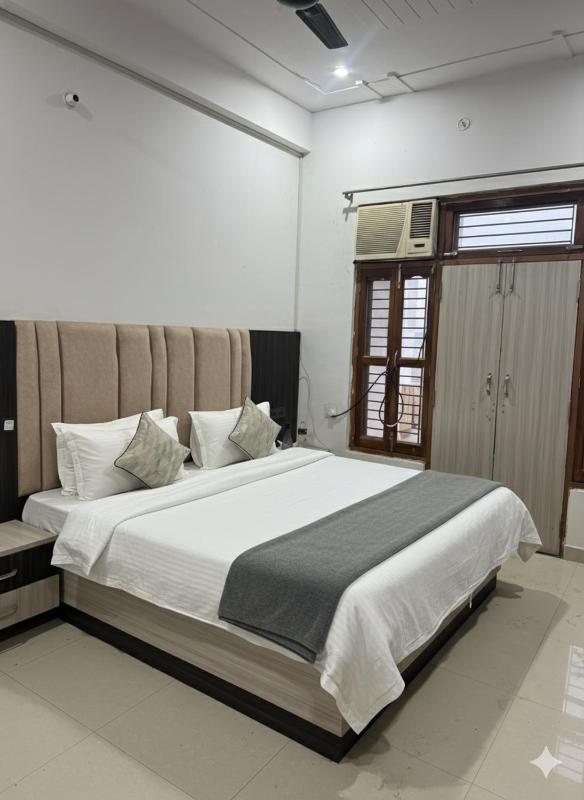 Perfect Stay - image 10