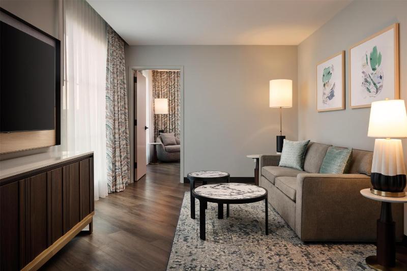 Tempo By Hilton Savannah Historic District - image 30