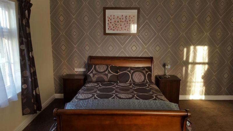 Double Room image 4