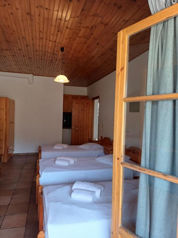 Siroco's Rooms And Studios - image 46