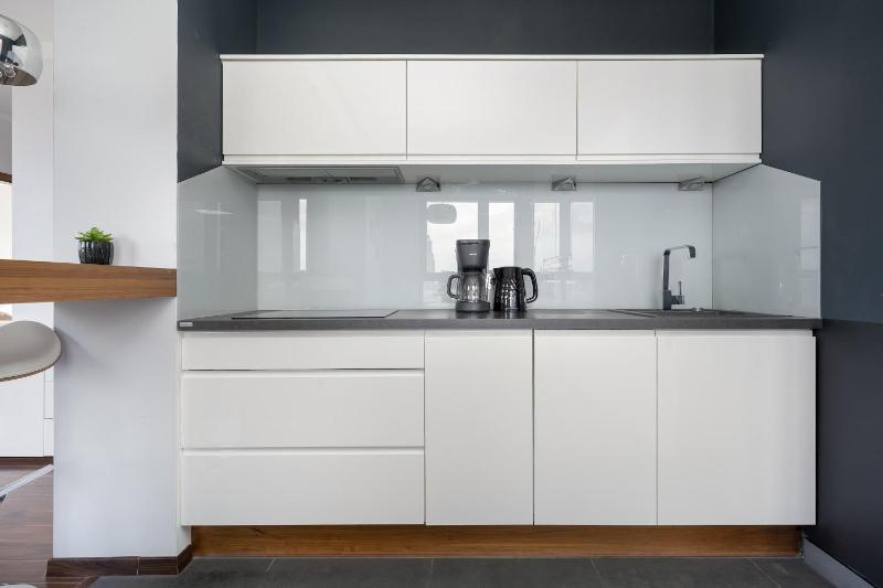 Apartment with a River View Near the Old Town by Renters Prestige - image 5