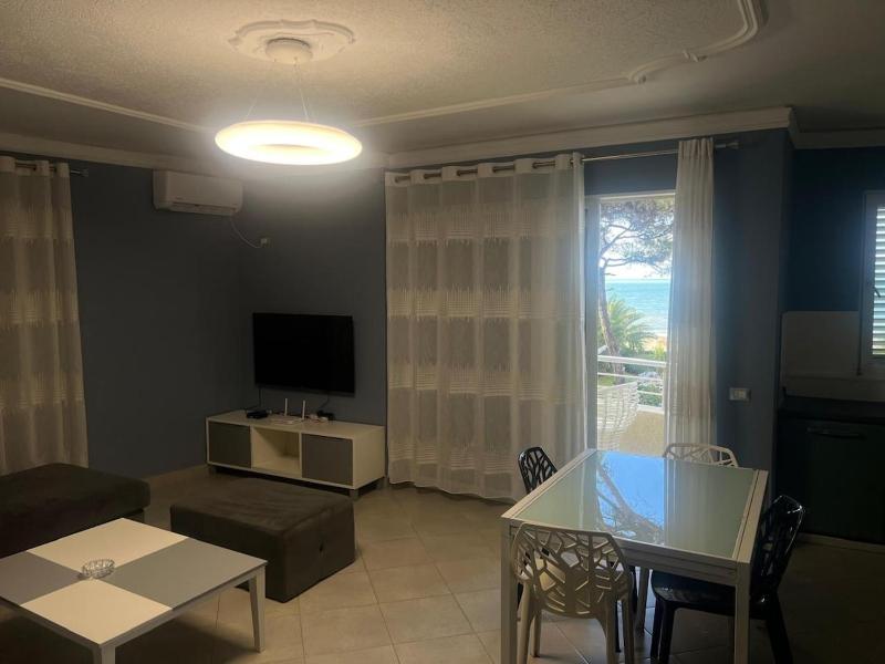 Beachfront Apartment Mali Robit - image 13