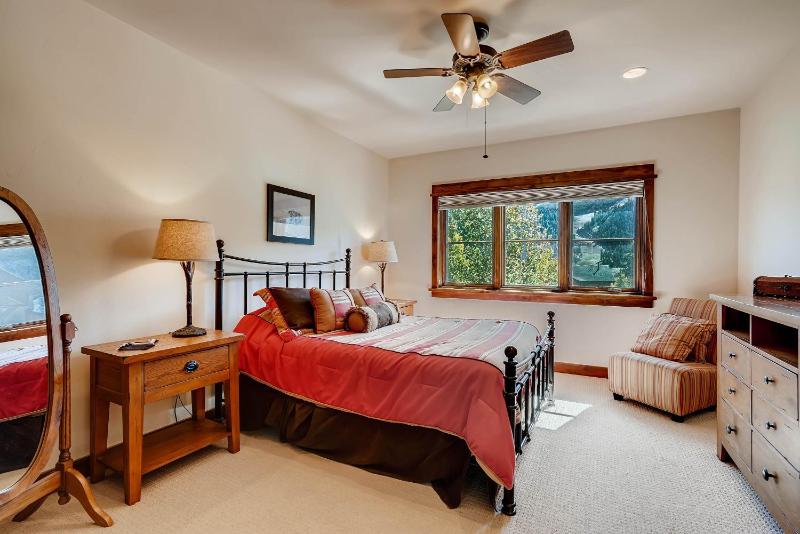 Keystone Private Homes by Vail Resorts - image 48