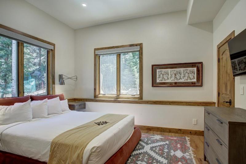 Keystone Private Homes by Vail Resorts - image 32