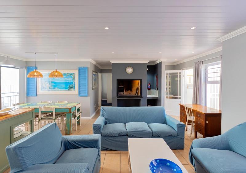 Helios House - image 8