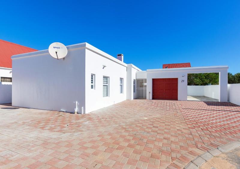 Helios House - image 4
