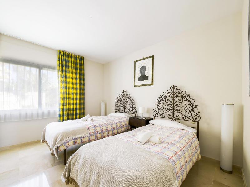 Cubo's Luxury Golf Apartment Marbella & Parking - image 35