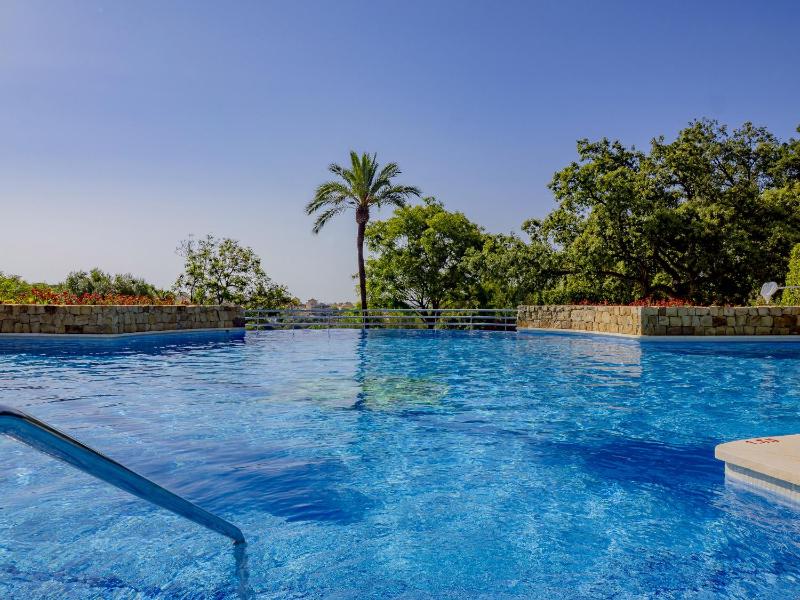Cubo's Luxury Golf Apartment Marbella & Parking - image 11