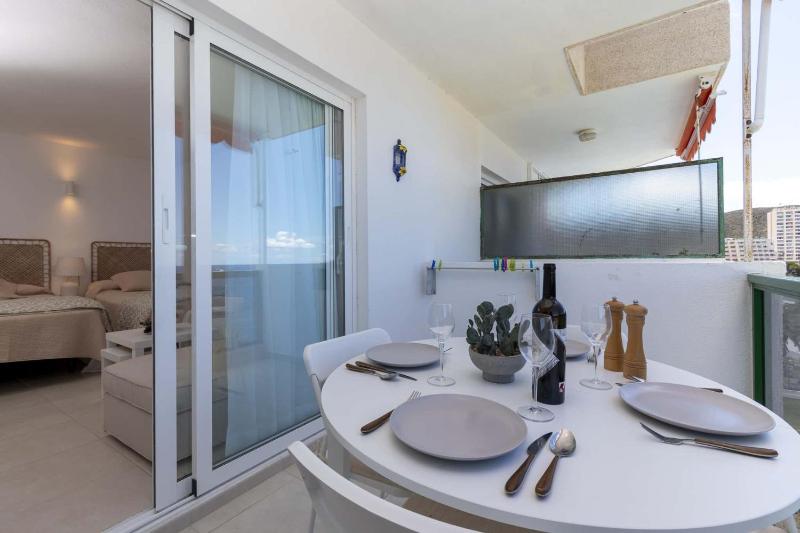 Comodoro 8 - Studio - image 23