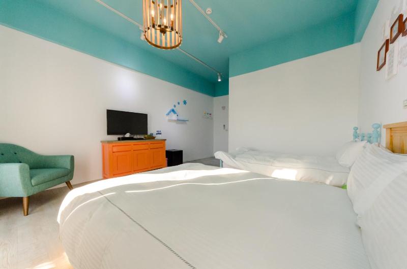 Sea breeze Inn - image 8