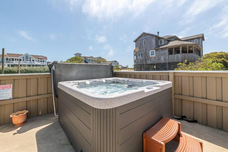 Summer Winds - Corolla Whalehead 300 Yds to Beach Elevator Pool Hot Tub Pets OK - image 28