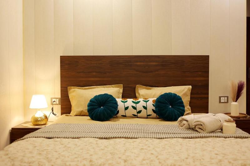 Meera Kunj 2 Luxury 3 BHK Retreat - image 38