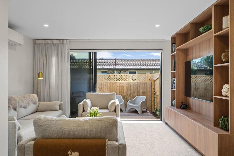 Relaxed luxury designed for comfortable stays - image 16