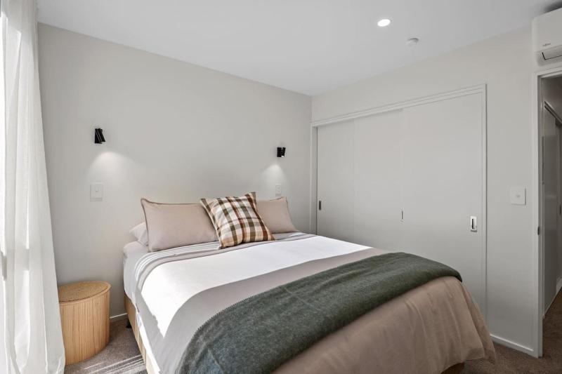Relaxed luxury designed for comfortable stays - image 7