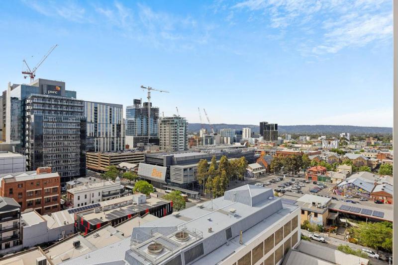 Vision On Morphett 2BR Apartment With Parking - image 6