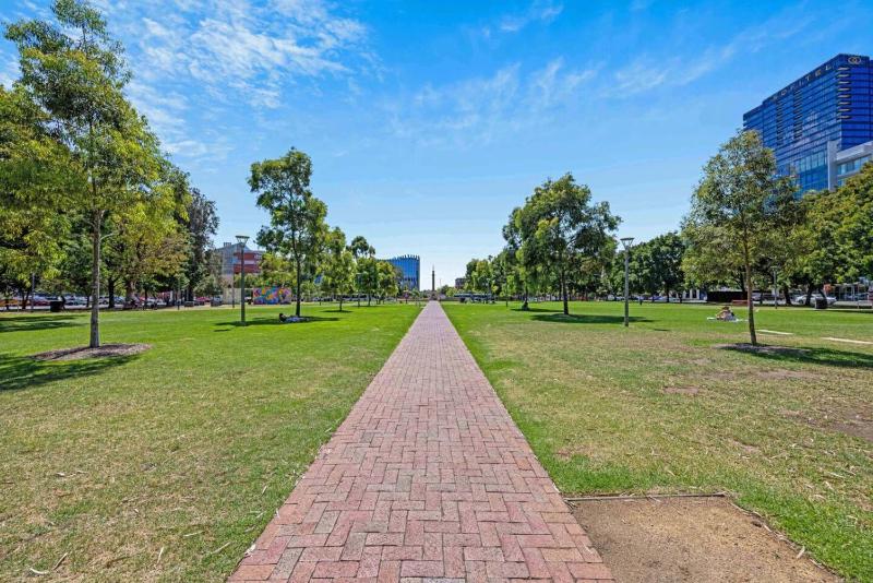 Vision On Morphett 2BR Apartment With Parking - image 15